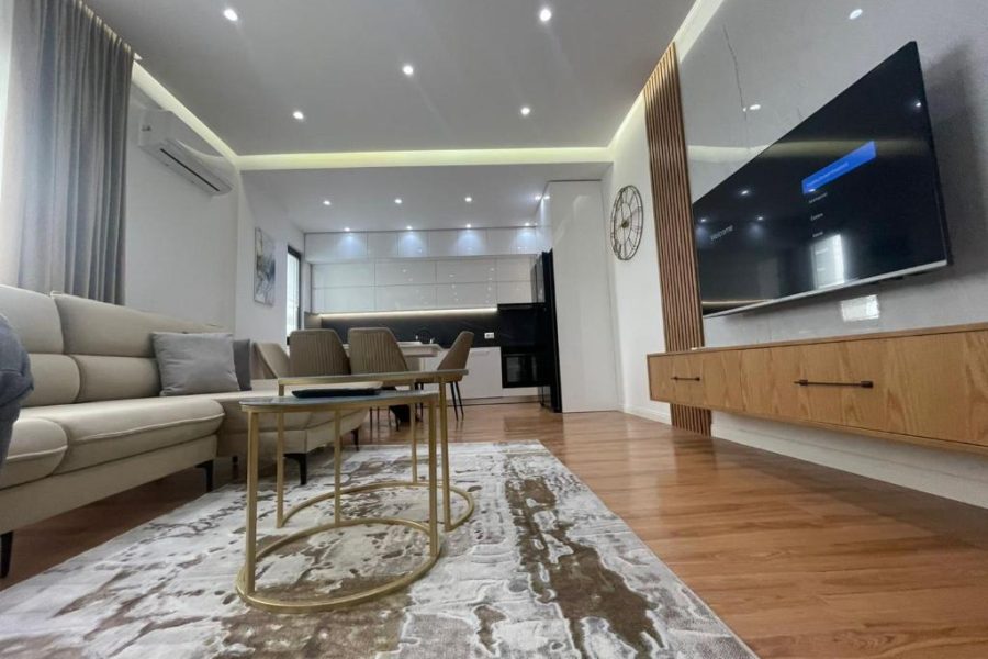 Lux Apartment at Arlis